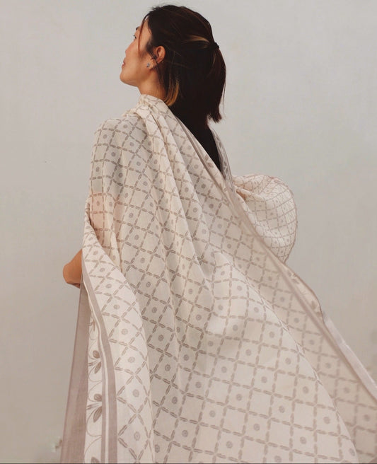 Letizia Shawl- Concha