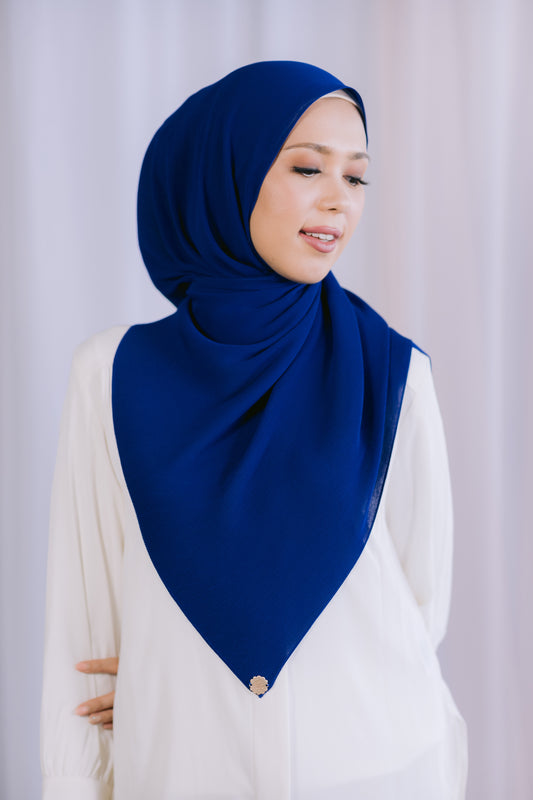 Ruffles in Ocean Eyes