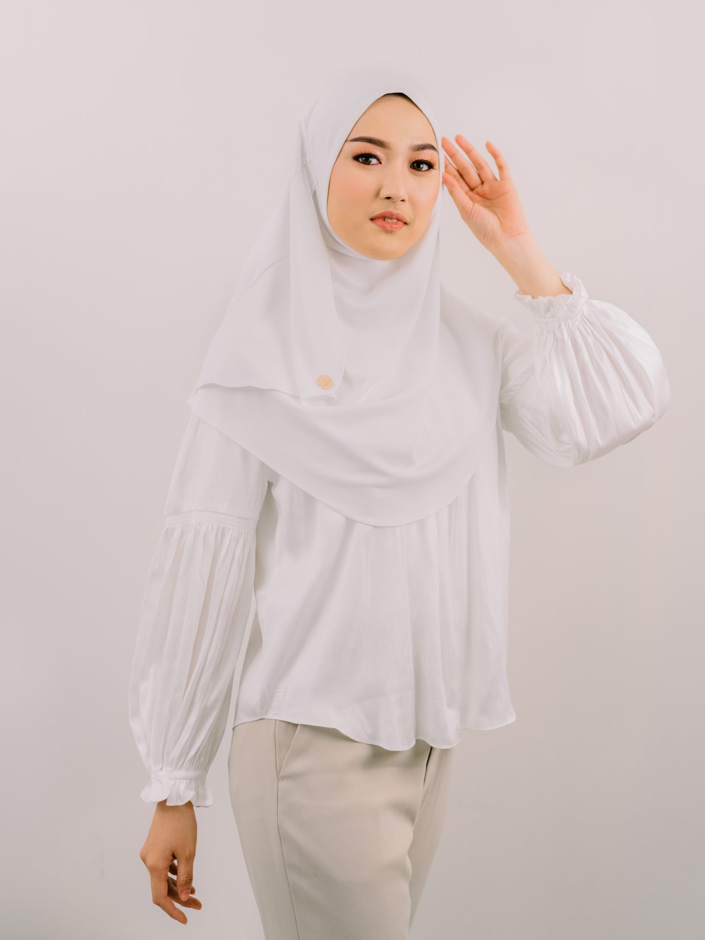 Ease Instant Hijab in White