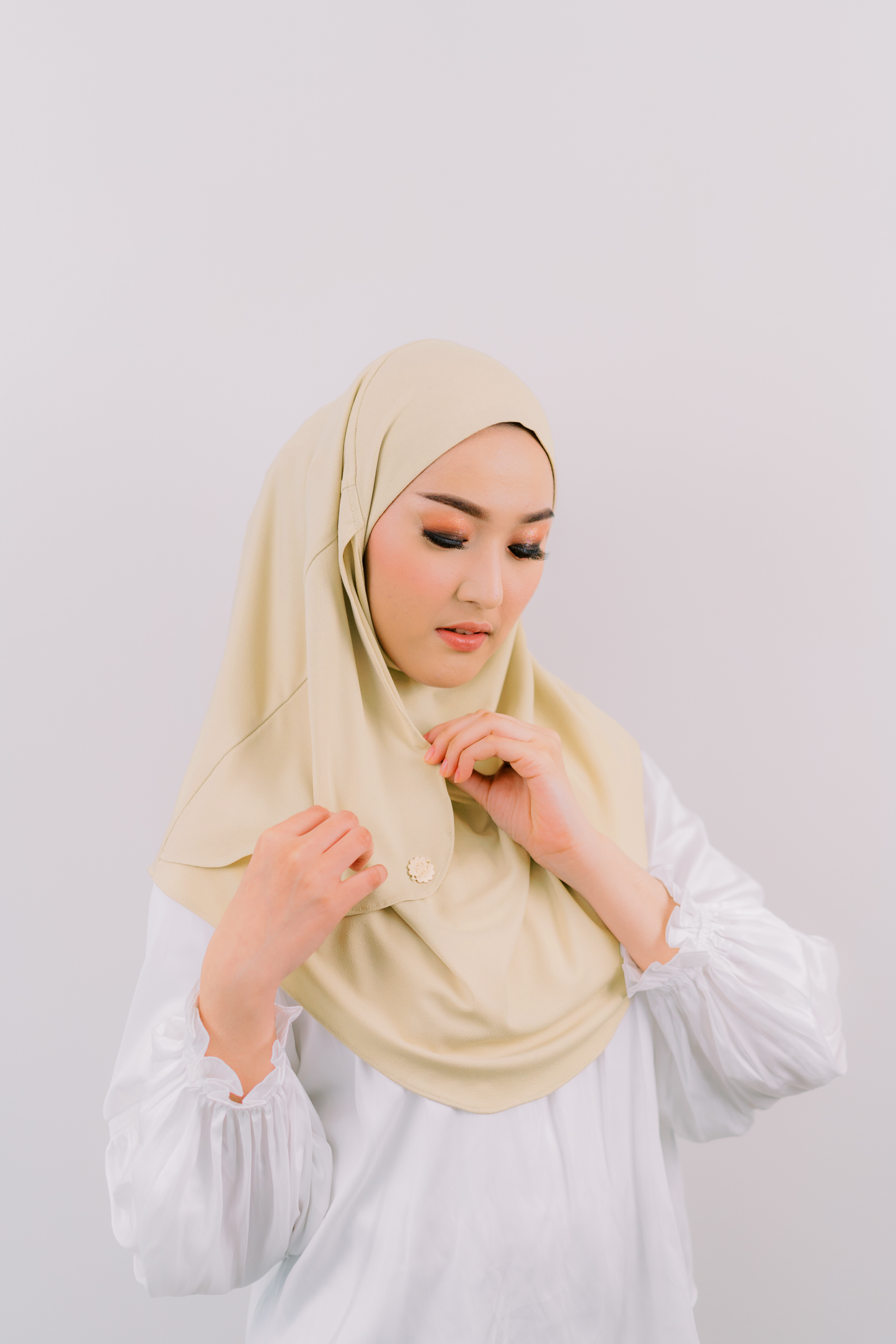 Ease Instant Hijab in Light Cream