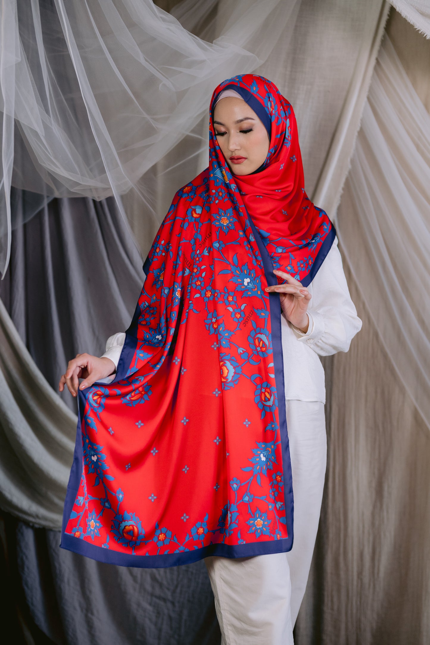 Hiraya Shawl in Scarlet